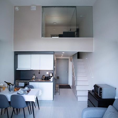 Elegant Penthouse Loft - Near The Airport Apartment วานตา ภายนอก รูปภาพ